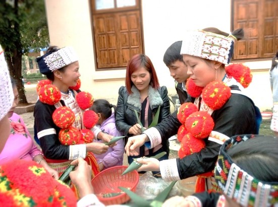 Tác giả phỏng vấn một số học sinh các em đều cảm thấy rất vui và thích 4