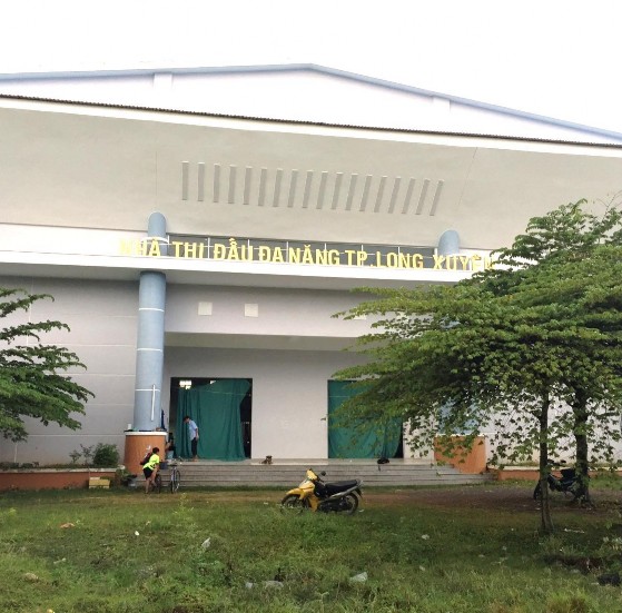 Hình 2 Bên trong trụ sở Nhà thi đấu đa năng thanh phố Long Xuyên Khu dân cư Bắc 1