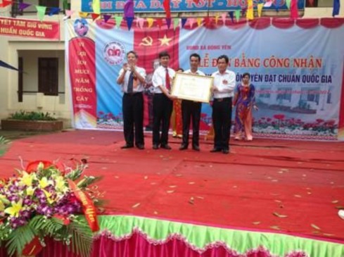 Lễ đón nhận trường đạt chuẩn Quốc gia của Trường THCS Đông Yên ngày 23 4 6