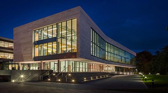 Thư viện chính James Hardiman NUI Galway 141 Triển lãm giới thiệu tài liệu quý 1