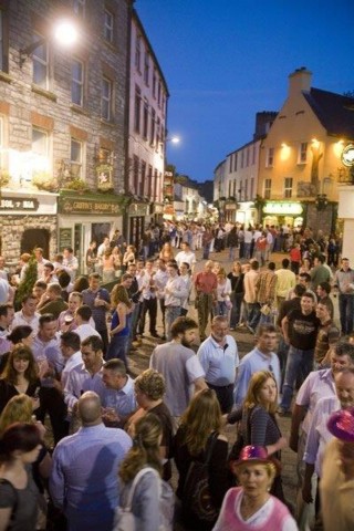 Đêm hội chào tân sinh viên Tour tham quan cho sinh viên năm thứ nhất Triển lãm 5