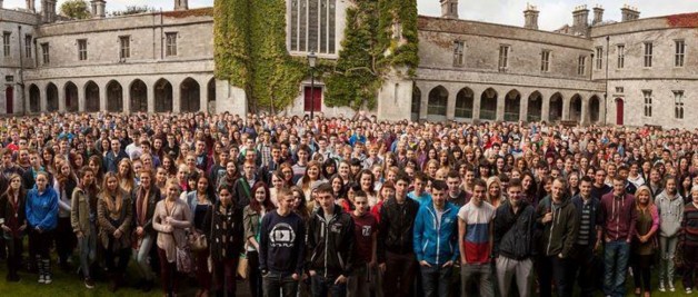 Tour tham quan cho sinh viên năm thứ nhất Triển lãm Lịch sử Galway 146 Màn hình LCD 6