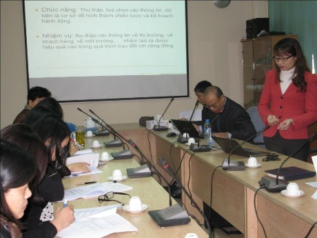 Tập huấn Marketing trong hoạt động thông tin – thư viện cho cán bộ Trung tâm 151 1