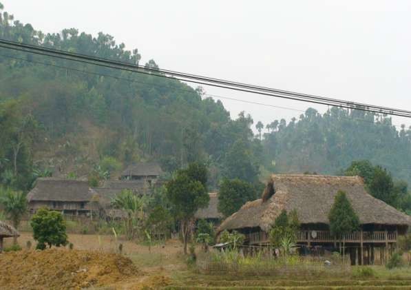 Bản của người Tày ở xã Đồng Yên Bắc Quang Hà Giang Nhà ở của người Tày 5