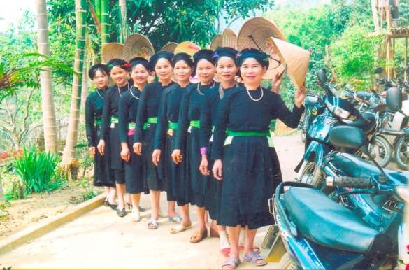 Ảnh của các nghệ nhân Hát Iếu ở xã Hùng An Bắc Quang Hà Giang Ảnh nghệ nhân 8