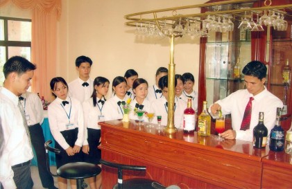 Giờ thực hành BAR Phụ lục 6 DANH SÁCH CƠ SỞ ĐÀO TẠO HỆ TRUNG HỌC CHUYÊN 5