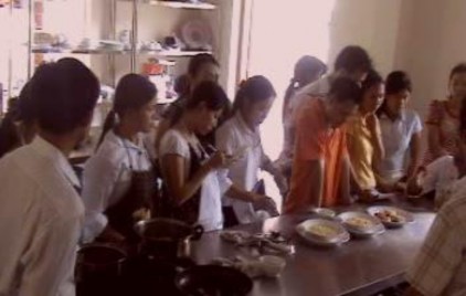 Phụ lục 6 DANH SÁCH CƠ SỞ ĐÀO TẠO HỆ TRUNG HỌC CHUYÊN NGHIỆP Có đào tạo ở 6