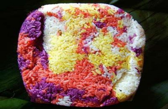 Hình 9 Xôi đa sắc có trong đám cưới của người Tày Ảnh do tác giả chụp trong 9