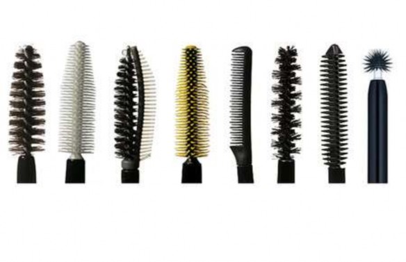 Hình 12 Chổi mascara Lược chải mi Khi mới sử dụng lược chải mi có thể bạn 3