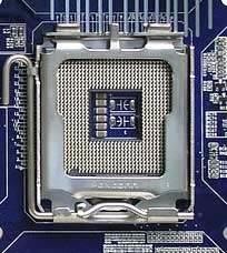 Đế cắm CPU Socket 775 trong các máy Pentium 4 đời mới Đế cắm CPU Socket 939 Đây 8