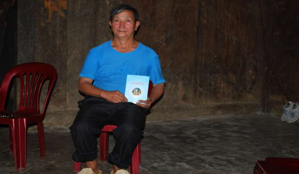 Một thành viên Ban Hành giáo thôn Lồ Lao Chải Sa Pa Lào Cai trả lời phỏng vấn 9