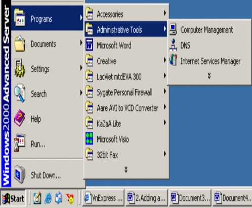 Bấm vào mune Start chọn Programs và sau đó là Administrative tools Chọn DNS Manager 7
