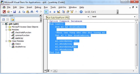 Hình 7 15 Viết mã thử nghiệm lớp doubleArray Chú ý Cần thiết phải dùng lệnh 1