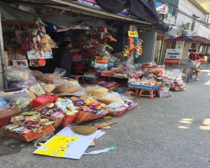 Ảnh 1 6 Cửa hàng tạp hóa trên trục đường chính làng Phương La Ảnh 1 7 Cửa 6