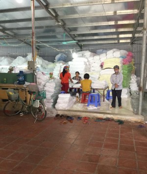 Ảnh 2 6 Kiểm tra đóng gói sản phẩm Ảnh 2 7 Tập kết thứ phẩm tại vườn 6