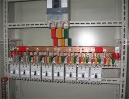 Hình 2 10 Tủ điện phân phối Lắp đặt tủ điện ta phải tiến hành các bước 7