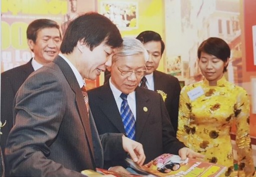 Ảnh 2 4 Lãnh đạo Đảng với Báo Hànộimới Ảnh 2 5 Vận động viên nước 6