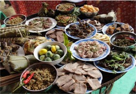 Trong mâm cơm của người Thái có nhiều món ăn mỗi món đều có hương vị đặc 6