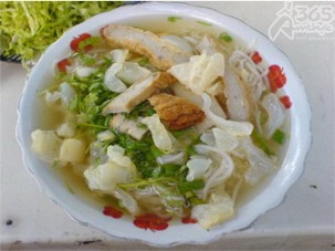 Hình 59 Đĩa nộm sứa Hình 60 Bún sứa Mặn mà bánh bột lọc nhân tôm xứ Huế 6