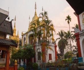 Hình 19 20 21 22 23 24 Chùa Pra Bat Tai hoặc chùa Việt tại Luang Prabang Hình 25 26 Lãnh 15