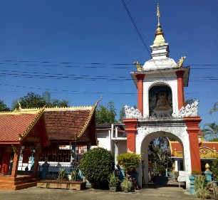 Hình 19 20 21 22 23 24 Chùa Pra Bat Tai hoặc chùa Việt tại Luang Prabang Hình 25 26 Lãnh 18