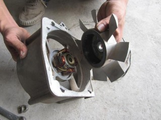 Tháo bộ nam châm điện Làm sạch bộ phát điện Làm sạch nam châm điện bằng 9