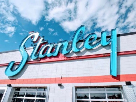 Hầu hết mọi trường hợp bảng hiệu mà bạn thiết kế thường có kích thước 3