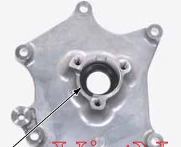 Hình 4 30 Kiểm tra rô to ngoài bơm dầu 3 5 Bảo dưỡng hệ thống bôi trơn Bảo 6