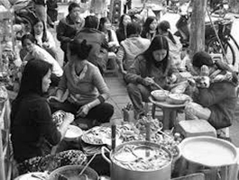 h ình 5 10 Quán ăn đường phố http www doisongphapluat com Nhiều người Việt thích 10