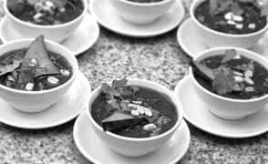 h ình 5 9 Món tiết canh http saigongame com Văn hóa ăn uống đường phố ảnh hưởng 8