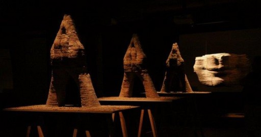 H 4 1 14 Lê Thừa Tiến Huế Chắp tay sen và nụ cười Phật 2009 triển lãm tại 16