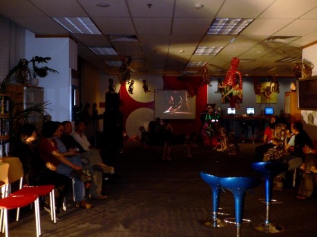 H 4 1 21 Trần Hậu Yên Thế Hà Nội Vạc Xổm 2005 trưng bày tại Thư viện Hội 6