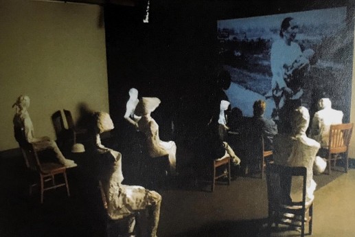 H 4 2 1 Lê Thừa Tiến Huế Việt Nam c uộc chiến hóa thạch 1999 triển lãm tại 9