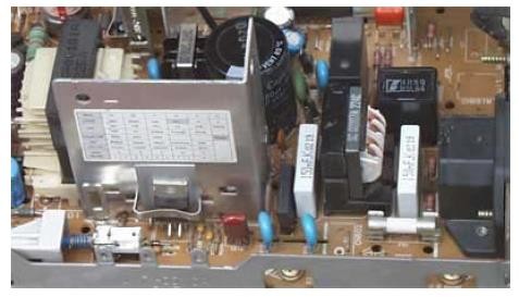 Trường hợp IC nguồn không chập nhưng nguồn không dao động không có điện áp 1