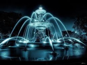 Khi đến thành phố Đà Nẵng ta sẽ thấy một cái cầu vượt lớn có một giá 10