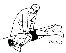 Nén tĩnh cả hai ngón tay tại trọng điểm áp dụng lực từ tối thiểu đến 9