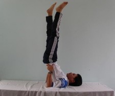 H 8 Động tác trồng chuối  Tác dụng đây là một động tác dồn máu lên 5