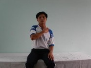 H 37 Động tác Xoa vai tới ngực  Tác dụng Làm ấm vùng vai gáy  Chỉ định 3