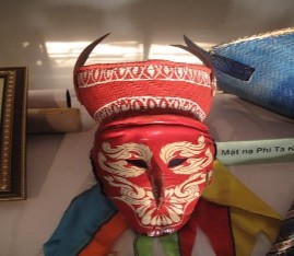 Đĩa DVD về trình diễn văn hóa nghệ thuật Mặt nạ sử dụng trong lễ rước Phi 4