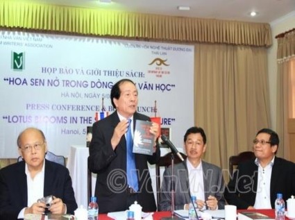 Hình ảnh 8 Lễ kí kết bản ghi nhớ về trao đổi báo chí đầu tiên giữa Hội 8