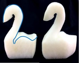 Tỉa mỏ và mào Cắt 1 miếng cà rốt dày khoảng 0 5cm cắt hình tam giác cân cao 9