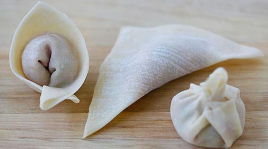 H 16 Cho nhân vào vỏ hoành thánh cuốn thành nhiều hình dạng khác nhau … Yêu cầu 3