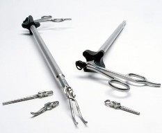 Hình 2 1 Kẹp tạm cuống gan phải bằng Bulldog nội soi ―Bệnh án 259 BN Trần Văn 4