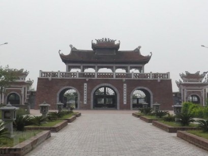 Quang cảnh đền Trần Lễ hội đền Trần Thái Bình Đền Tiên La Hầu đồng tại 7