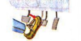 Hình 3 13 Rà phanh nhẹ Bước 7 Khi thấy xe đậu sát lề đường cách khoảng 20 cm 4