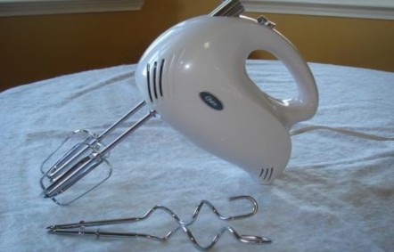 Các dụng cụ đo lường Rây bột Cọ quết mặt bánh khuôn và con lăn cán bột 6