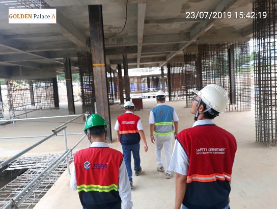 Hình 3 2 Một buổi kiểm tra an toàn của nhà thầu thi công tại dự án The Matrix 1