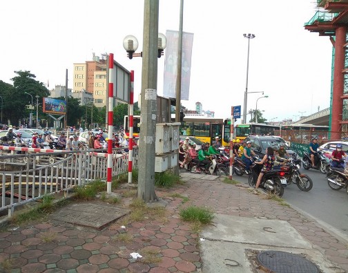 Hình 2 7 Nút giao Cầu Giấy giờ cao điểm Hình 2 8 Nút giao Cầu Giấy giờ tan tầm 2