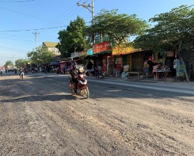 Hình 1 Giao thông ở xã Yên Bài Hình 2 Trung tâm học tập cộng đồng xã Yên Bài 1