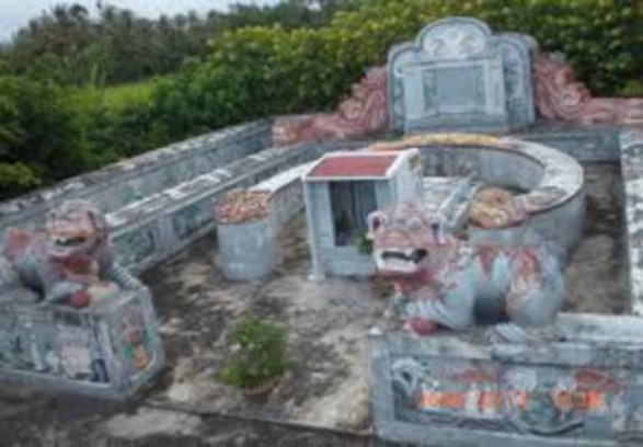 Hình 9 Lăng Bà vú Hình 10 Làng nghề Mỹ trạch Hinh 11 Nem Ninh Hòa 9